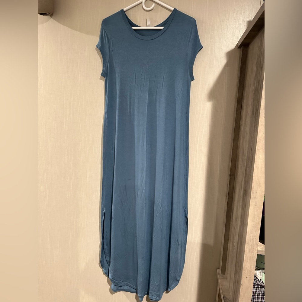 Acting pro lounge dress